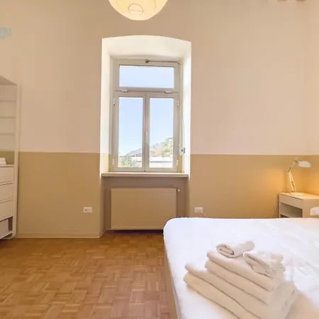 Ferienwohnung Viale Miramare 157 Tirabora Short Rent Triest Exterior foto